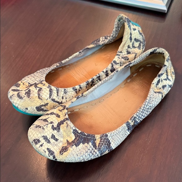 Tieks Shoes - Tieks Sand Snake Flats - 7